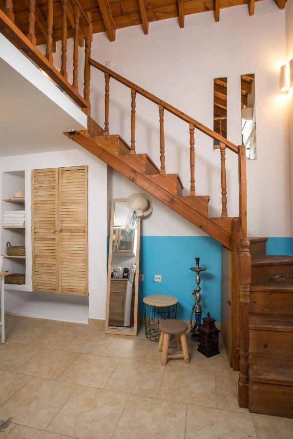 Annas Houses Chalki Town Exterior photo